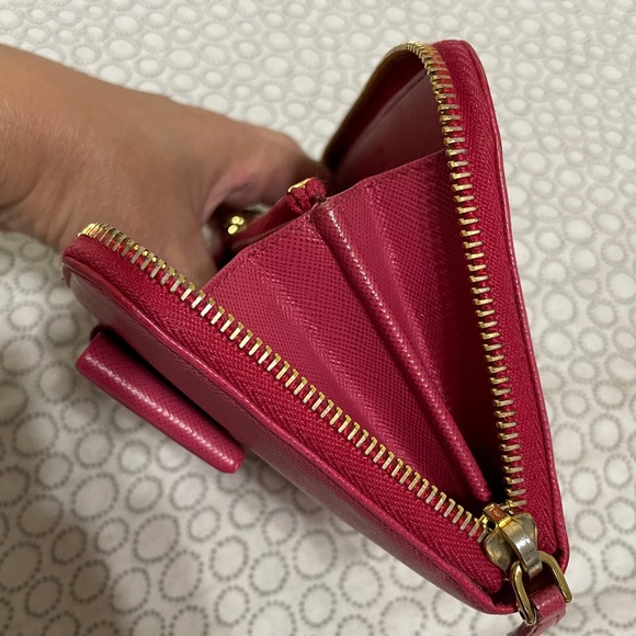 Prada Zippy Wallet with Bow Accent - Picture 13 of 15